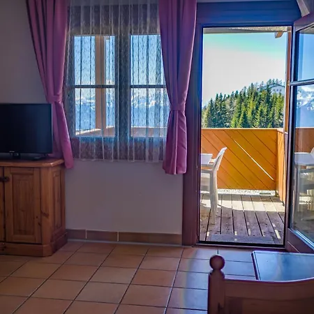 Apartment Private Apartments im Almresort Gerlitzen - Traumlage für Winter und Sommerurlaub LivGood *